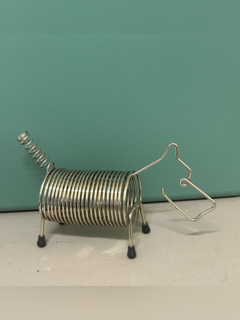 Vintage Mid Century Metal Spring Scottie Dog Letter Holder Pen Organizer